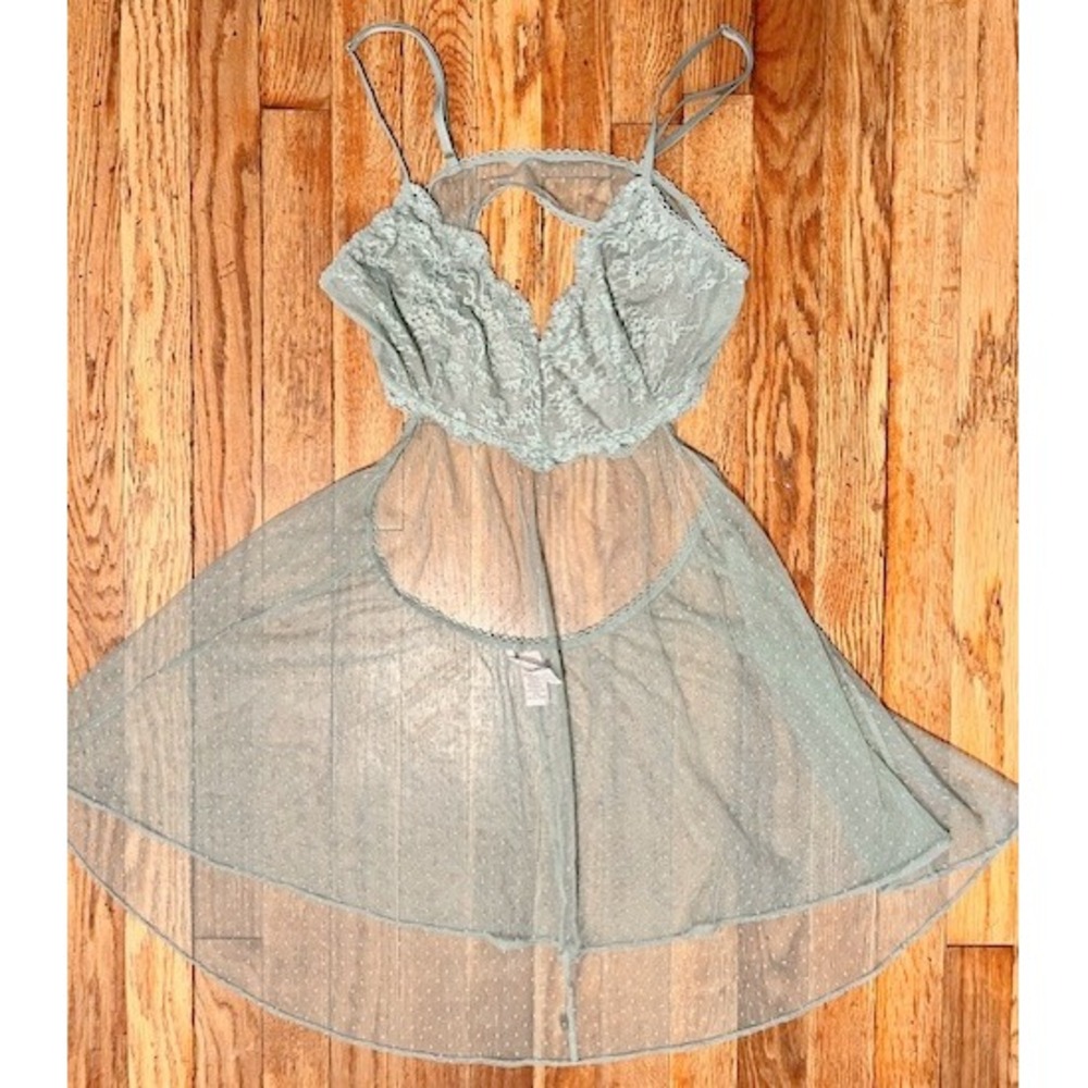 Victoria's Secret light sage babydoll lingerie size L‎ sheer chiffon
